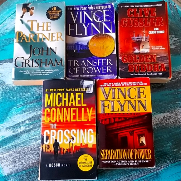 Assorted Books - Picture 1 of 1